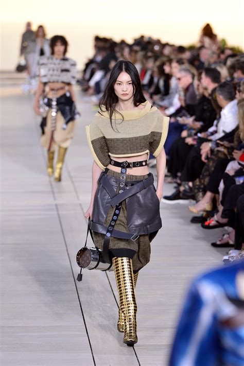 louis vuitton trends|louis vuitton runway dresses.